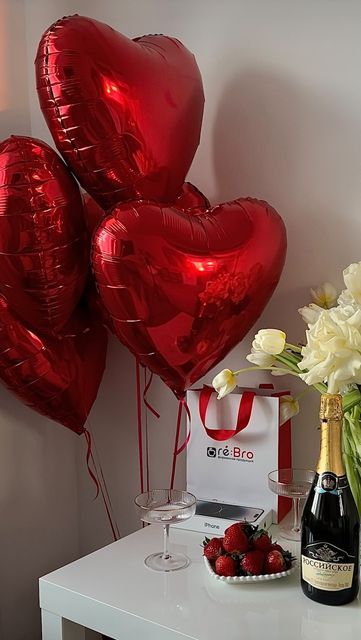 5 Красных сердец 40 см.
